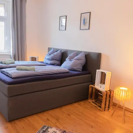 Blue Chili 01 - Lage Am Hbhf Boxspringbett Bis 4 Pers Magdebourg