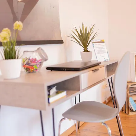 Blue Chili 01 - Lage Am Hbhf Boxspringbett Bis 4 Pers * Magdeburg