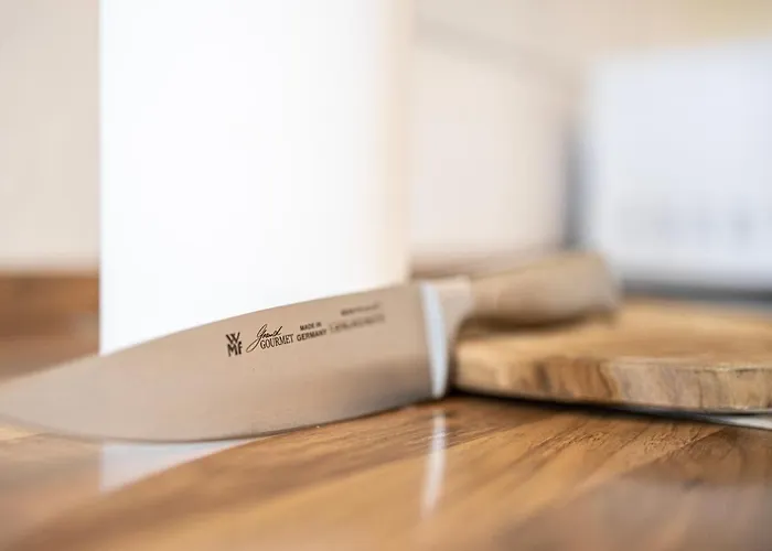 Blue Chili 01 - Lage Am Hbhf Boxspringbett Bis 4 Pers * マクデブルク