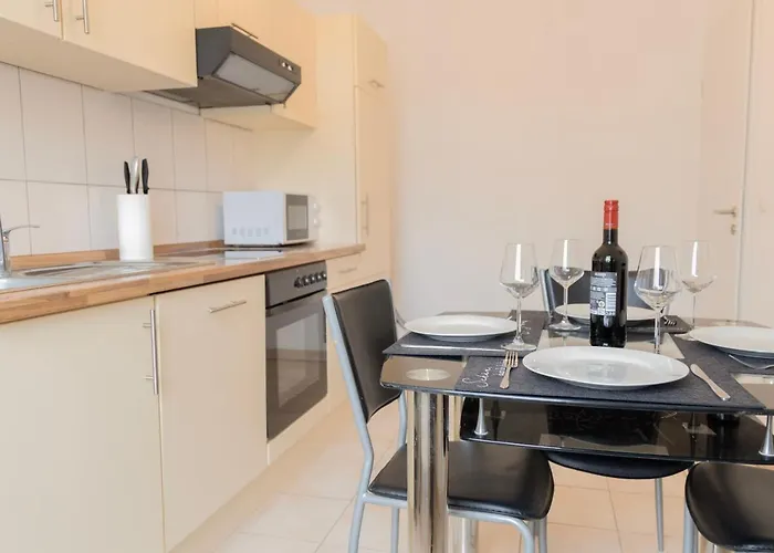 Blue Chili 01 - Lage Am Hbhf Boxspringbett Bis 4 Pers *